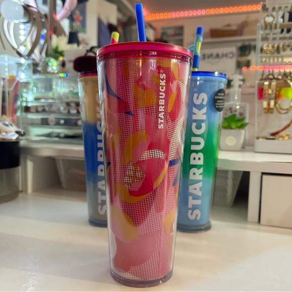 Starbucks Cup - Picture 1 of 1